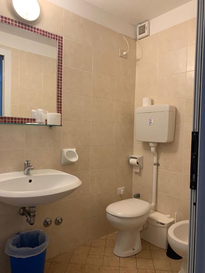Hotel Villa Isola Rimini Ngoại thất bức ảnh