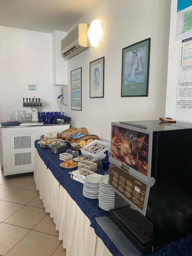 Hotel Villa Isola Rimini Ngoại thất bức ảnh